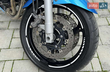 Мотоцикл Классик Suzuki GSR 600 2006 в 