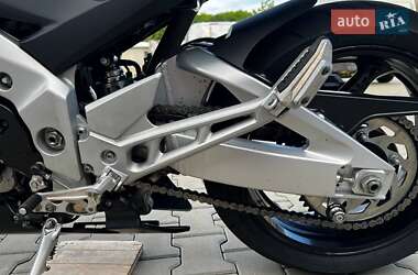 Мотоцикл Без обтекателей (Naked bike) Suzuki GSR 600 2006 в 