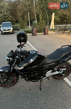 Мотоцикл Без обтекателей (Naked bike) Suzuki GSR 600 2009 в 