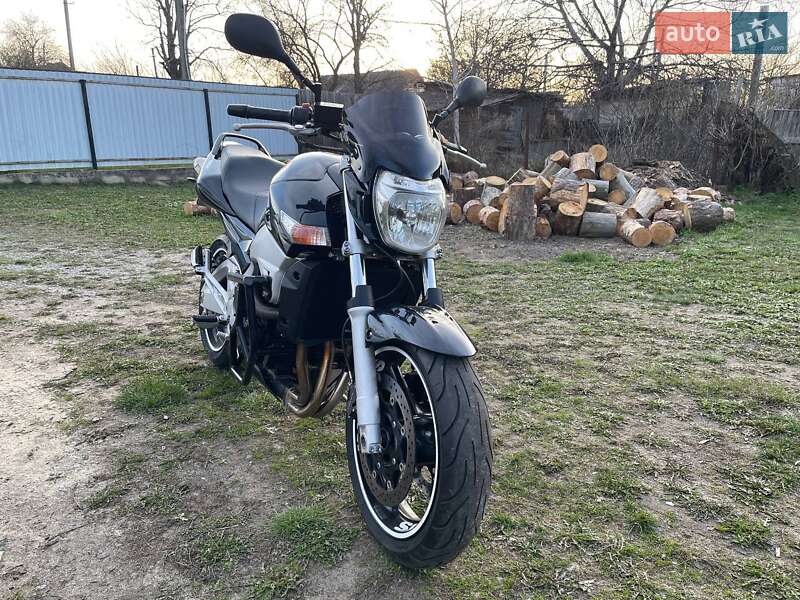 Спортбайк Suzuki GSR 600 2006 в Макарове фото 4 Спортбайк Suzuki GSR 600 2006 в Макарове