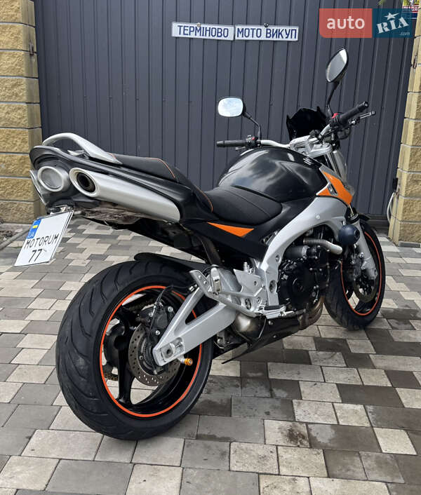 Мотоцикл Без обтікачів (Naked bike) Suzuki GSR 600 2007 в Новомосковську