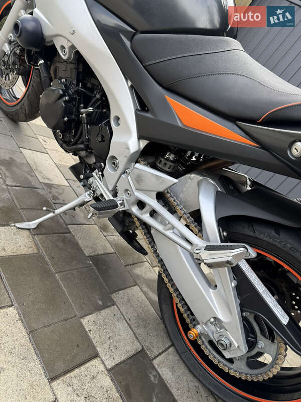 Мотоцикл Без обтікачів (Naked bike) Suzuki GSR 600 2007 в Новомосковську