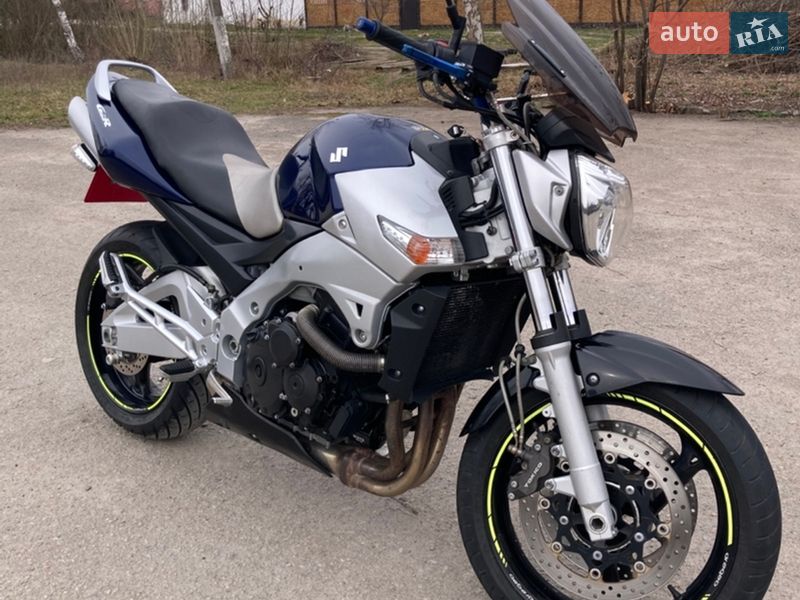 Suzuki GSR 600 2006