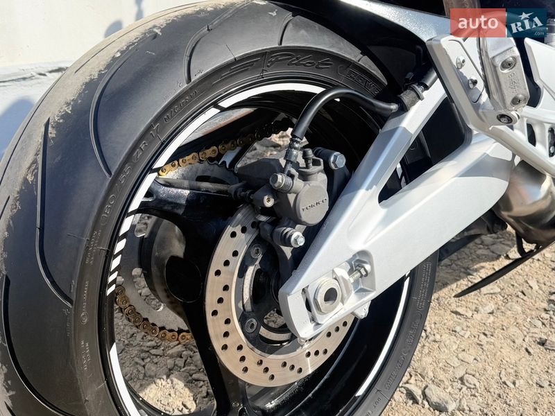 Мотоцикл Спорт-туризм Suzuki GSR 600 2007 в Иваничах