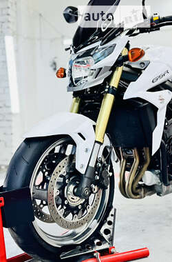 Спортбайк Suzuki GSR 750 2013 в Одессе