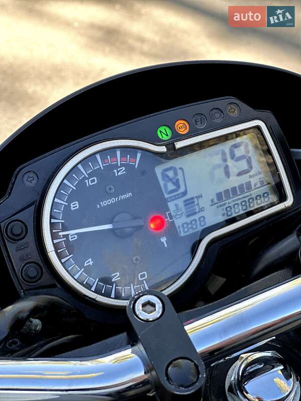 Мотоцикл Без обтекателей (Naked bike) Suzuki GSR 750 2014 в Верхнеднепровске