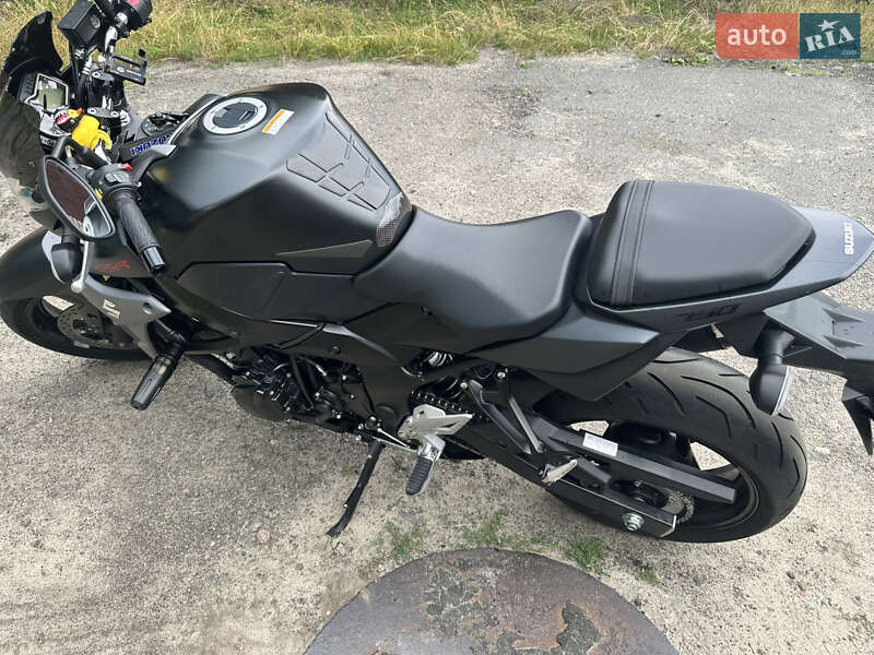 Мотоцикл Без обтікачів (Naked bike) Suzuki GSR 750 2013 в Ірпені