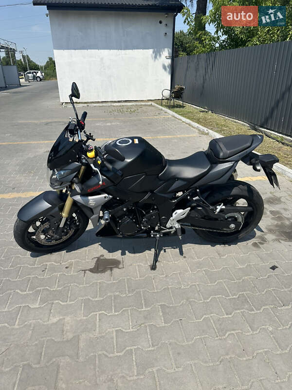 Мотоцикл Без обтікачів (Naked bike) Suzuki GSR 750 2013 в Ірпені