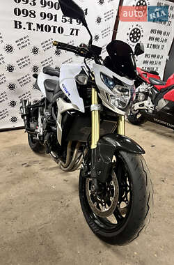 Мотоцикл Без обтекателей (Naked bike) Suzuki GSR 750 2011 в 