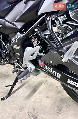 Мотоцикл Без обтекателей (Naked bike) Suzuki GSR 750 2011 в 