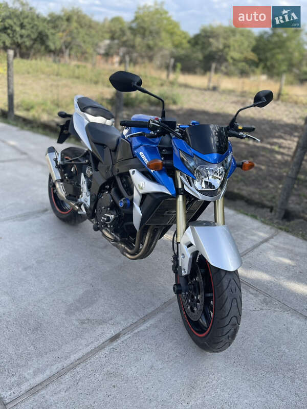 Мотоцикл Классик Suzuki GSR 750 2014 в Богодухове