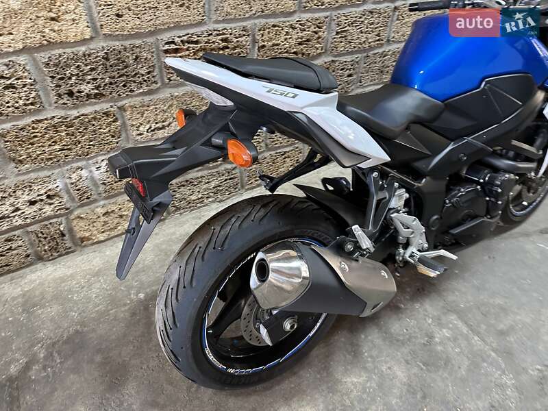 Мотоцикл Без обтекателей (Naked bike) Suzuki GSR 750 2013 в Одессе фото 2 Мотоцикл Без обтекателей (Naked bike) Suzuki GSR 750 2013 в Одессе