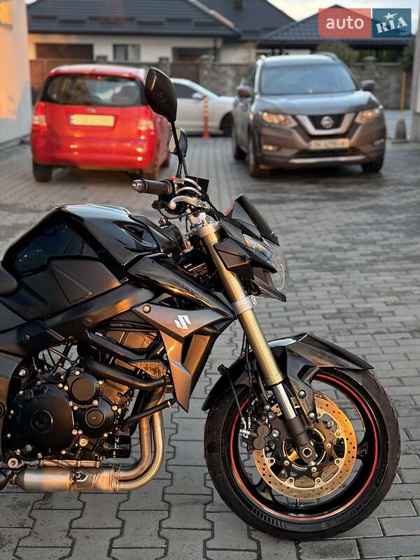 Мотоцикл Без обтікачів (Naked bike) Suzuki GSR 750 2012 в Рівному фото 14 Мотоцикл Без обтікачів (Naked bike) Suzuki GSR 750 2012 в Рівному