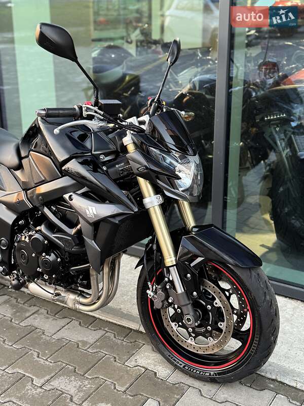 Мотоцикл Без обтікачів (Naked bike) Suzuki GSR 750 2012 в Рівному фото 28 Мотоцикл Без обтікачів (Naked bike) Suzuki GSR 750 2012 в Рівному