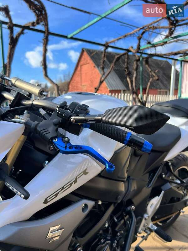 Мотоцикл Без обтекателей (Naked bike) Suzuki GSR 750 2012 в Харькове фото 12 Мотоцикл Без обтекателей (Naked bike) Suzuki GSR 750 2012 в Харькове