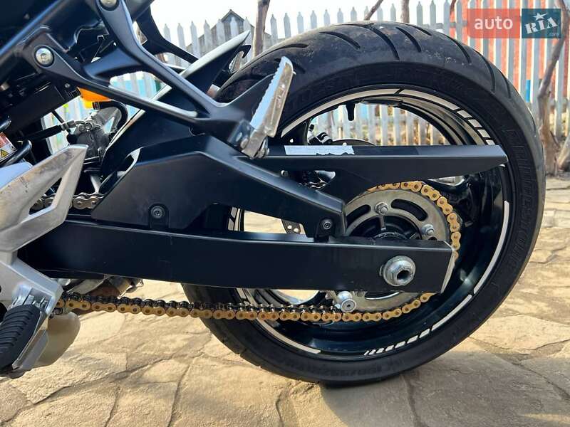 Мотоцикл Без обтекателей (Naked bike) Suzuki GSR 750 2012 в Харькове фото 20 Мотоцикл Без обтекателей (Naked bike) Suzuki GSR 750 2012 в Харькове