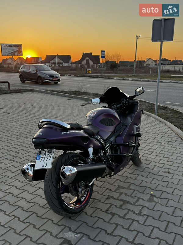 Спортбайк Suzuki GSX 1300R Hayabusa 2002 в Луцьку