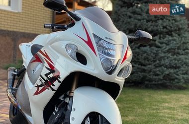 Мотоцикл Супермото (Motard) Suzuki GSX 1300R Hayabusa 2010 в Умани