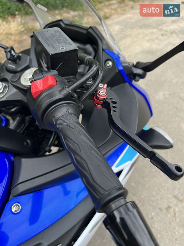 Спортбайк Suzuki GSX 250R 2017 в Киеве