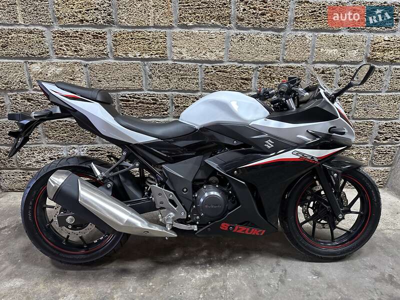 Спортбайк Suzuki GSX 250R 2023 в Одессе