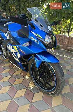 Спортбайк Suzuki GSX 250R 2021 в 