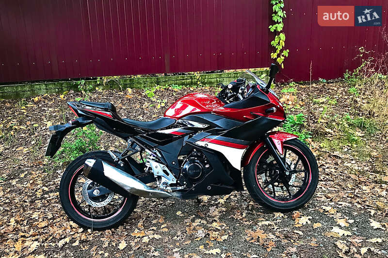 Спортбайк Suzuki GSX 250R 2018 в Ірпені