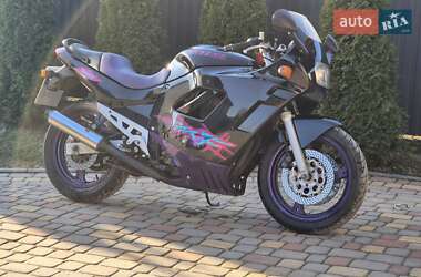 Мотоциклы Suzuki GSX 600F 1994 в 