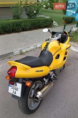 Мотоцикл Спорт-туризм Suzuki GSX 600F 2000 в 