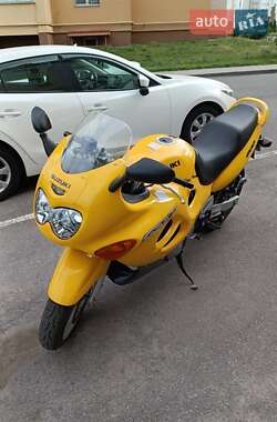 Мотоцикл Спорт-туризм Suzuki GSX 600F 2000 в 