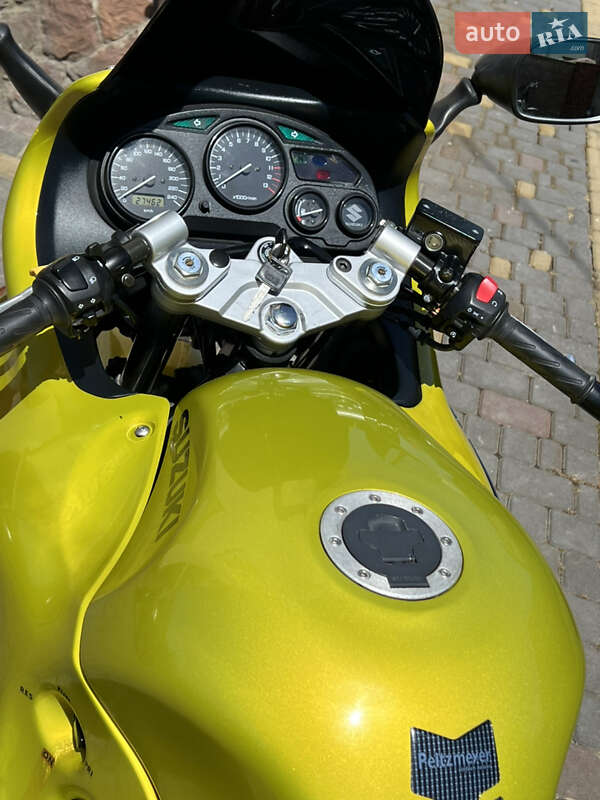 Мотоцикл Спорт-туризм Suzuki GSX 600F 1999 в Буске