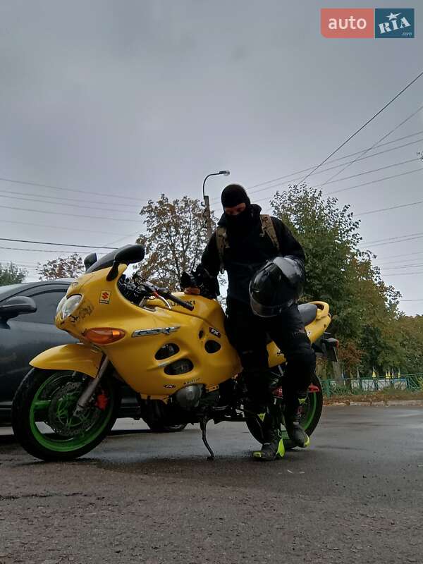 Мотоцикл Спорт-туризм Suzuki GSX 600F 1999 в Остер