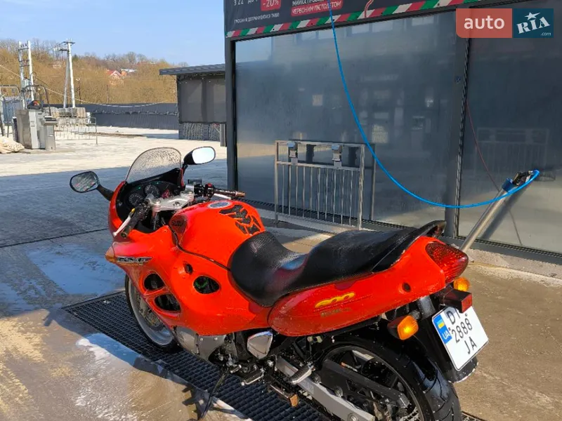 Suzuki GSX 600F 1999 VIN JS1AJ111200101901 фото оголошення 5 з 38