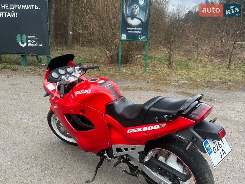 Мотоцикл Спорт-туризм Suzuki GSX 600F 1991 в Великих Мостах