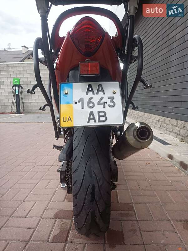 Мотоцикл Спорт-туризм Suzuki GSX-750 2002 в Киеве