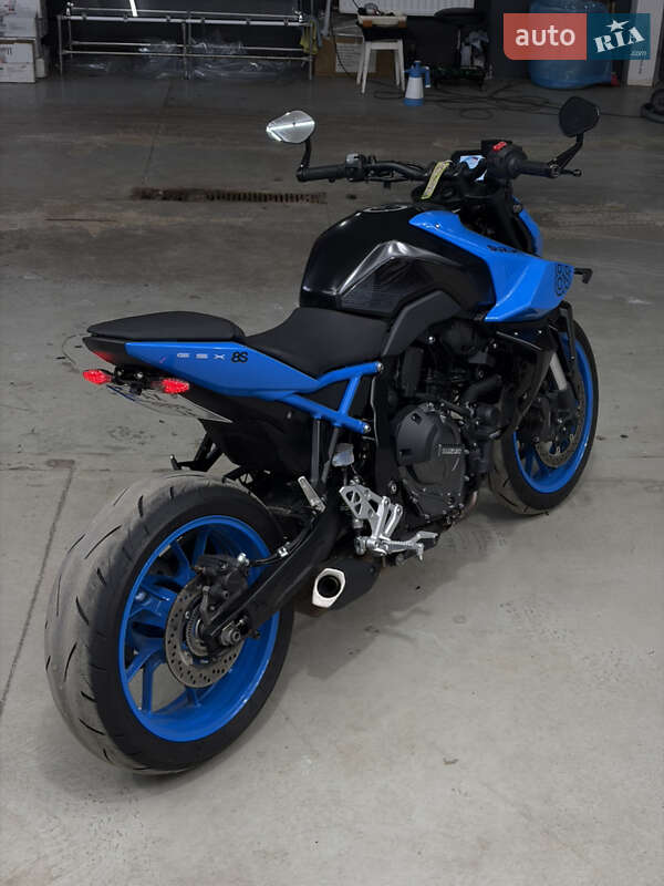 Мотоцикл Без обтекателей (Naked bike) Suzuki GSX 8S 2023 в Харькове