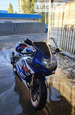 Спортбайк Suzuki GSX-R 1000 2001 в Славянске