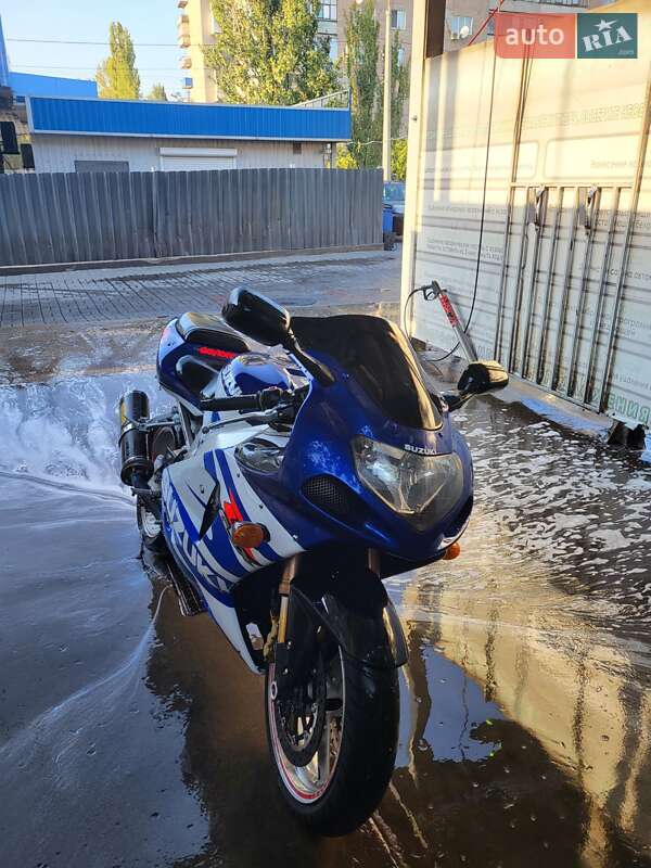 Спортбайк Suzuki GSX-R 1000 2001 в Славянске