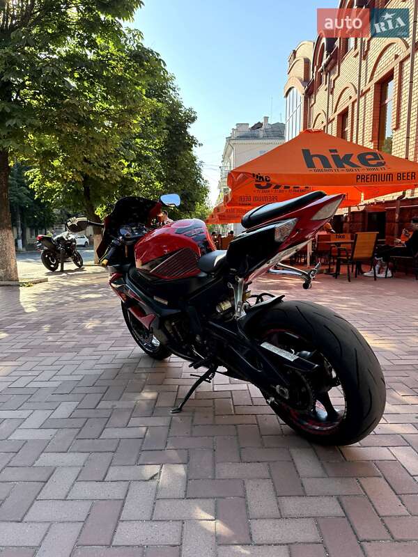 Спортбайк Suzuki GSX-R 1000 2006 в Кропивницком