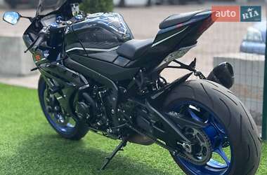 Спортбайк Suzuki GSX-R 1000 2018 в 