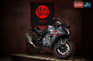 Спортбайк Suzuki GSX-R 1000 2018 в 