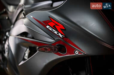 Спортбайк Suzuki GSX-R 1000 2018 в 