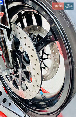 Спортбайк Suzuki GSX-R 1000 2008 в 