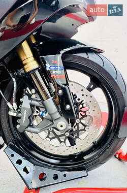 Спортбайк Suzuki GSX-R 1000 2008 в 