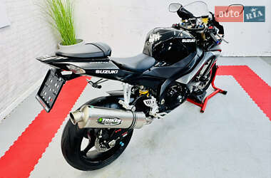 Спортбайк Suzuki GSX-R 1000 2008 в 