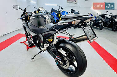 Спортбайк Suzuki GSX-R 1000 2008 в 