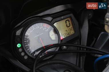 Спортбайк Suzuki GSX-R 1000 2006 в 