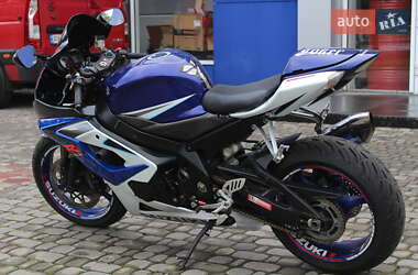 Спортбайк Suzuki GSX-R 1000 2006 в 