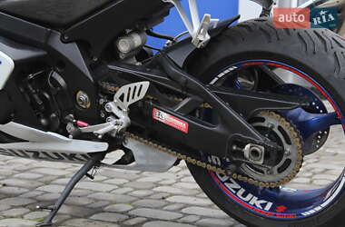 Спортбайк Suzuki GSX-R 1000 2006 в 