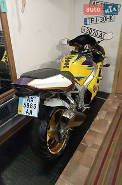 Спортбайк Suzuki GSX-R 600 2003 в Павлограде