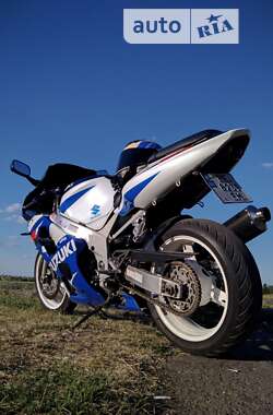 Спортбайк Suzuki GSX-R 600 2002 в Баштанке